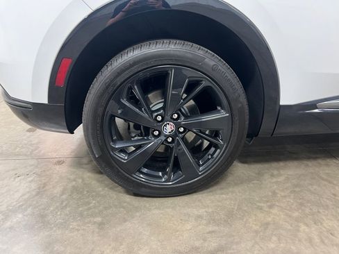 Certified 2024 Chevrolet Equinox LT AWD/4WD image 10