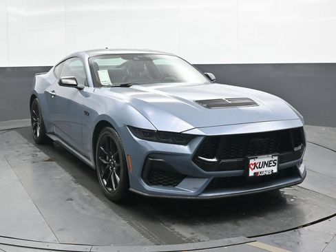 Used 2024 Ford Mustang GT Premium RWD image 4