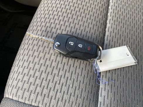 Used 2018 Ford F250 XLT image 32