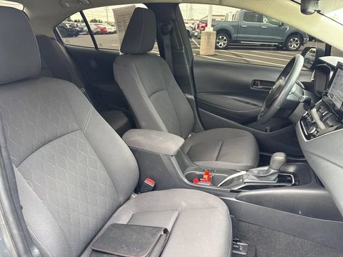 Used 2024 Toyota Corolla LE w/ LE Convenience Package FWD image 13