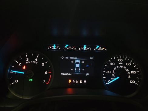 Used 2019 Ford F150 XLT w/ Equipment Group 302A Luxury image 23