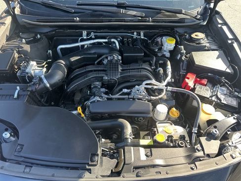 Used 2022 Subaru Outback Premium image 31