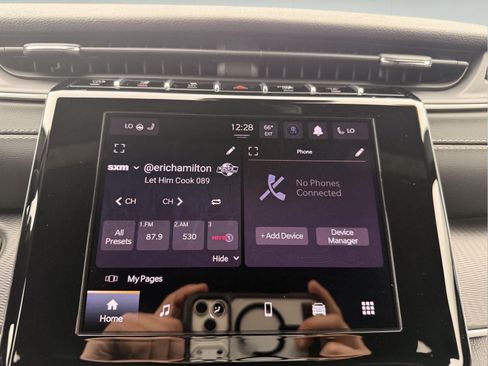 Used 2025 Jeep Grand Cherokee L Altitude RWD image 22