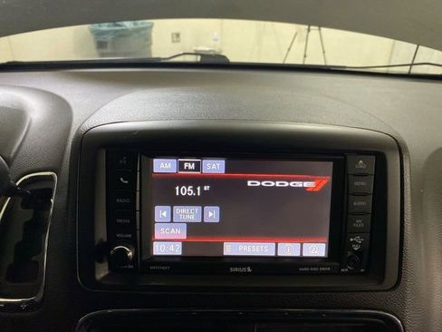 Used 2017 Dodge Grand Caravan SE FWD image 41
