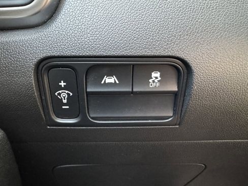 Used 2022 Kia Sorento S w/ Panoramic Sunroof Package image 24