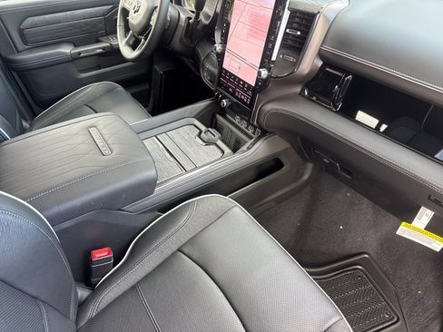 New 2026 RAM 3500 Limited AWD/4WD image 15
