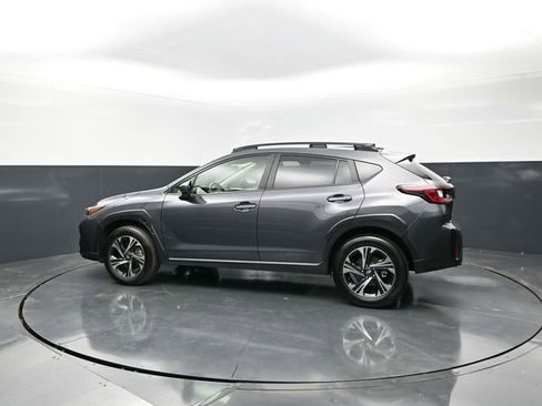Used 2024 Subaru Crosstrek 2.0i Premium AWD/4WD image 2