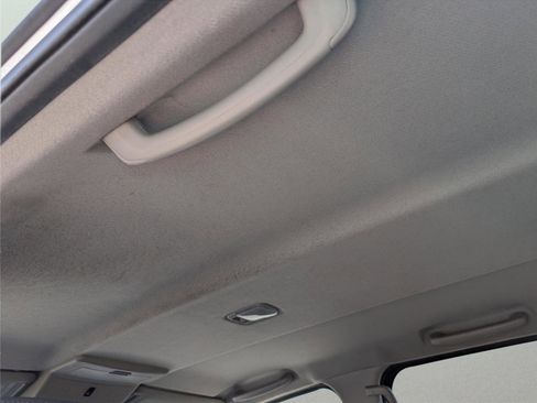 Used 2011 Nissan Titan SV w/ SV Value Truck Pkg image 29