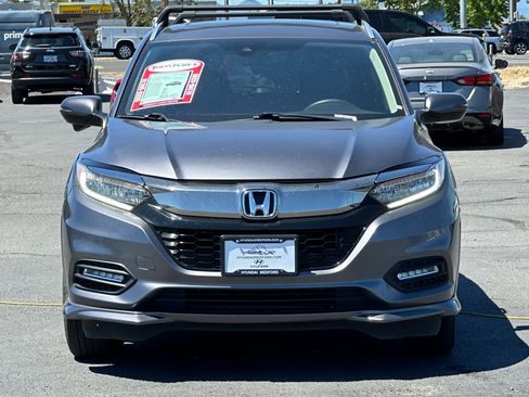 Used 2021 Honda HR-V Touring image 9