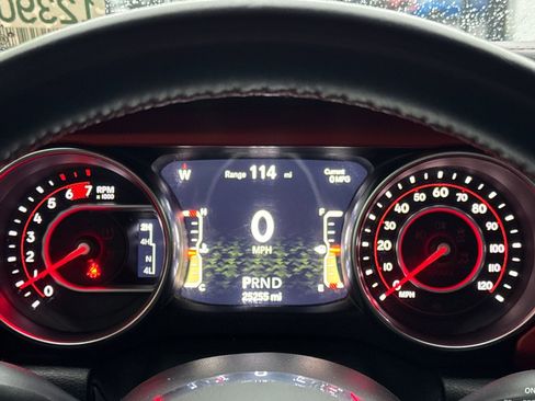 Used 2019 Jeep Wrangler Unlimited Rubicon image 25