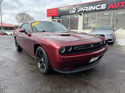 Used 2019 Dodge Challenger SXT