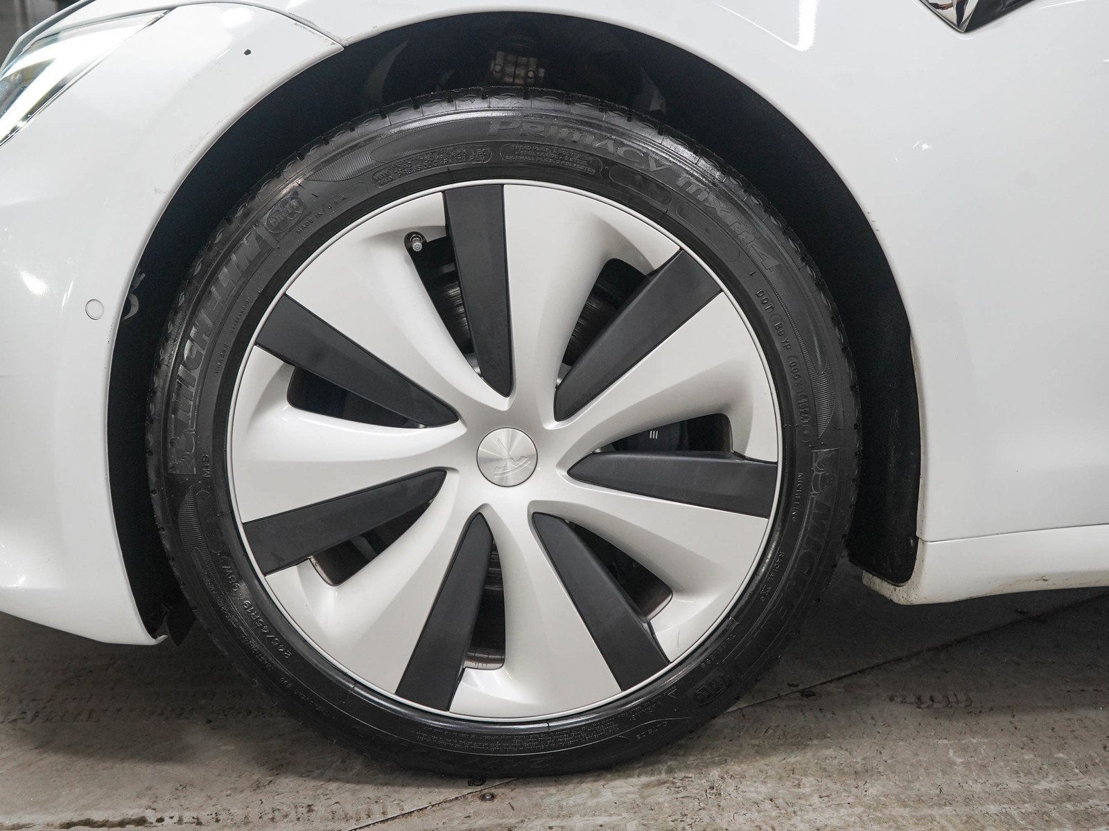 Used 2020 Tesla Model S Long Range Plus AWD/4WD image 27