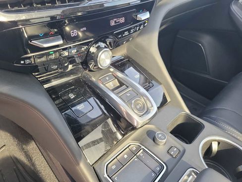 Used 2022 Acura MDX FWD w/ Technology Package image 17