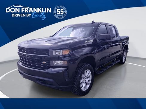 Used 2021 Chevrolet Silverado 1500 Custom image 1
