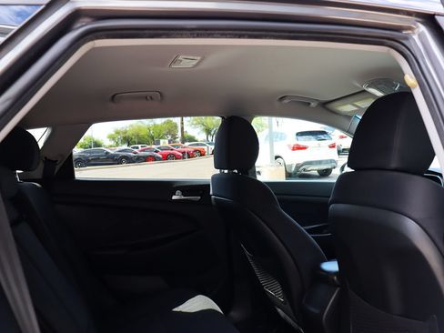 Used 2020 Hyundai Tucson SE FWD image 23