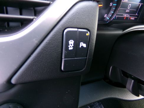 Used 2018 Chevrolet Tahoe LS w/ Skid Plate Package image 16