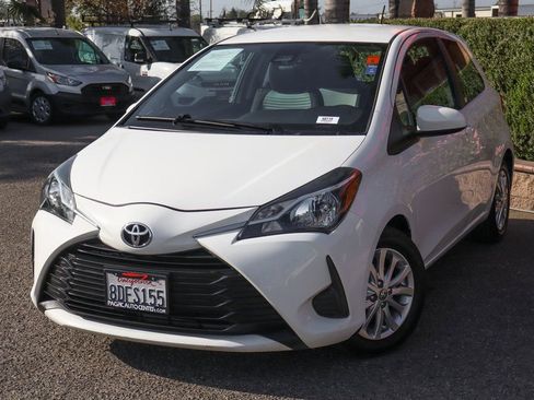 Used 2018 Toyota Yaris LE w/ Carpet Mat Package image 4