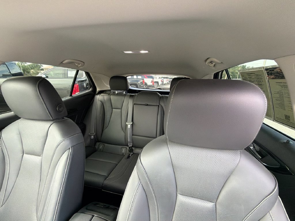 Used 2023 Buick Envision Essence AWD/4WD image 29