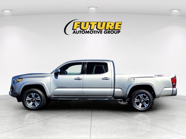 Used 2018 Toyota Tacoma TRD Sport RWD image 7