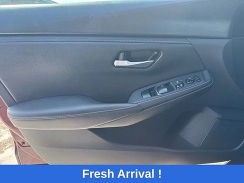 Used 2024 Nissan Sentra SV FWD image 10