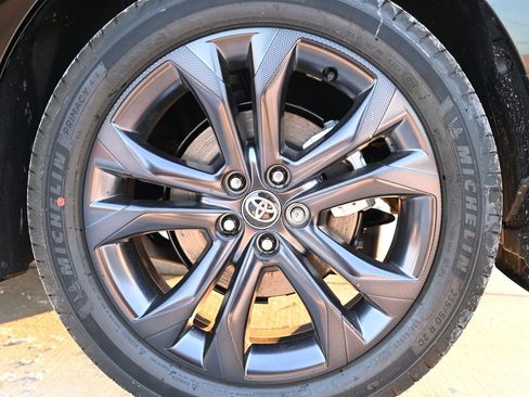 Used 2025 Toyota Sienna XSE image 48