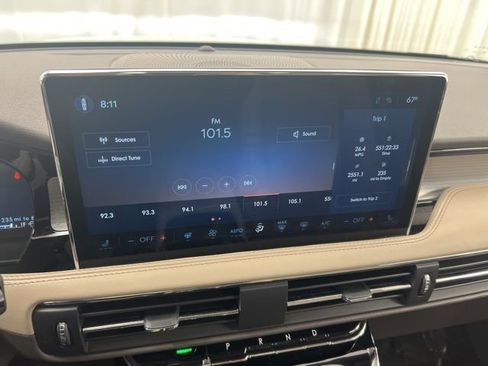 Used 2023 Lincoln Corsair AWD w/ Equipment Group 101A image 17