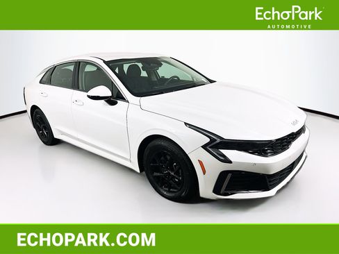 Used 2025 Kia K5 LXS image 1