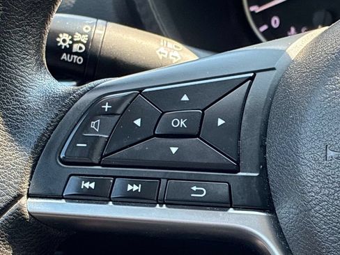 Used 2024 Nissan Sentra SV FWD image 30