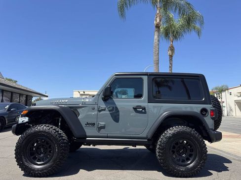 Used 2024 Jeep Wrangler Sport AWD/4WD image 2
