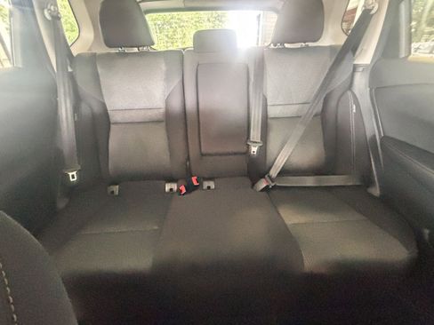 Used 2025 Nissan Rogue SV AWD/4WD image 40