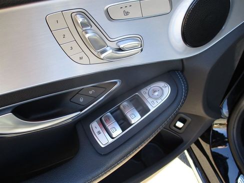 Used 2019 Mercedes-Benz C 300 Sedan image 15