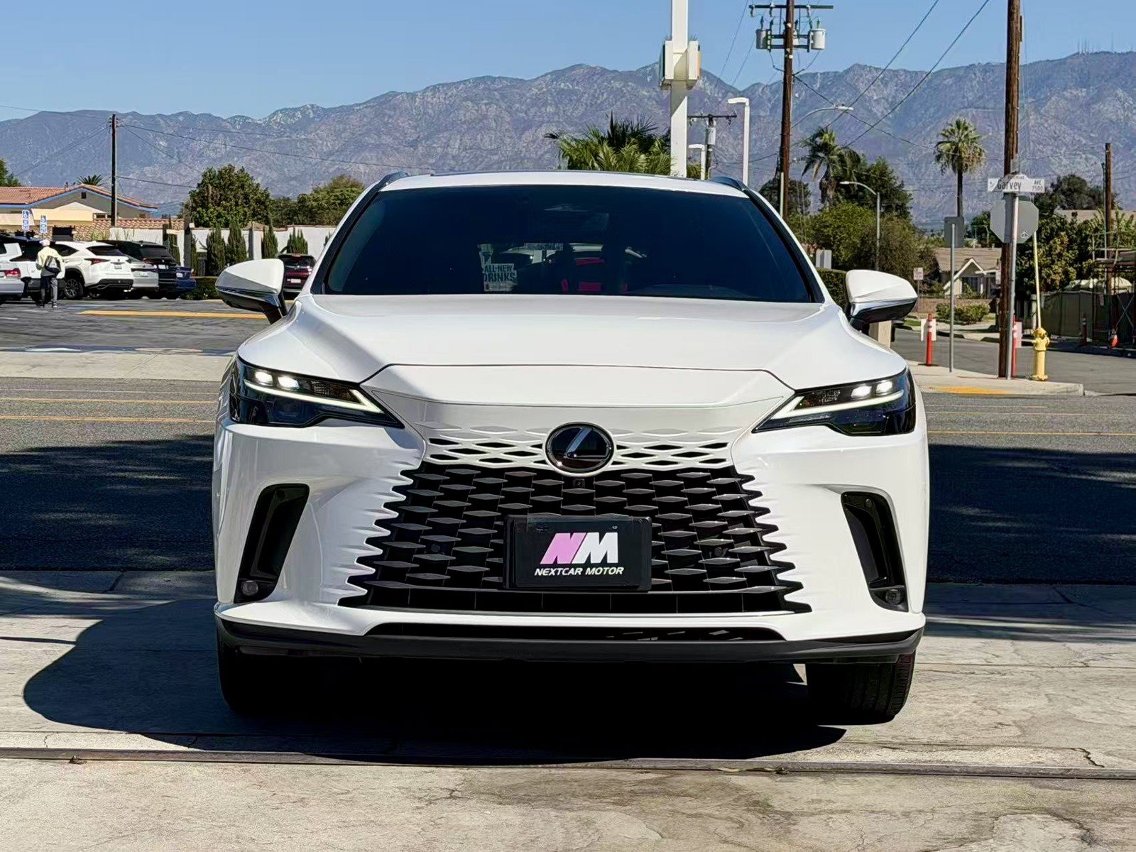Used 2024 Lexus RX 350 Premium w/ Convenience Package FWD image 3