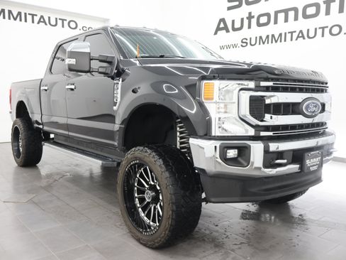 Used 2021 Ford F250 XLT w/ XLT Premium Package AWD/4WD image 2
