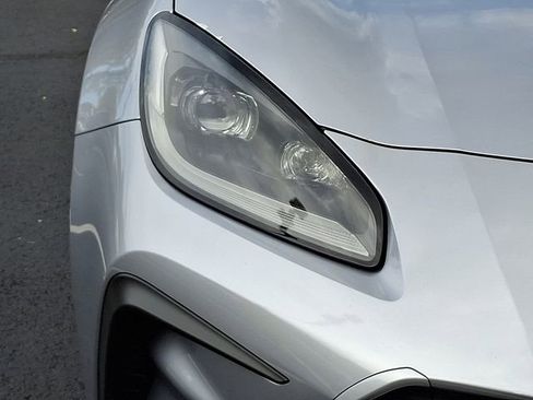 New 2025 Toyota GR86 Premium image 11