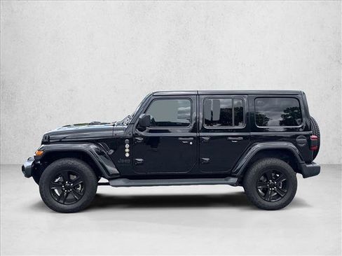 Used 2023 Jeep Wrangler Unlimited Sahara AWD/4WD image 8