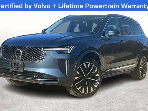 Used 2025 Volvo XC90 B6 Plus image 15