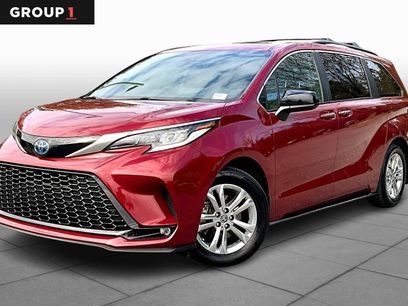 Used 2023 Toyota Sienna XSE