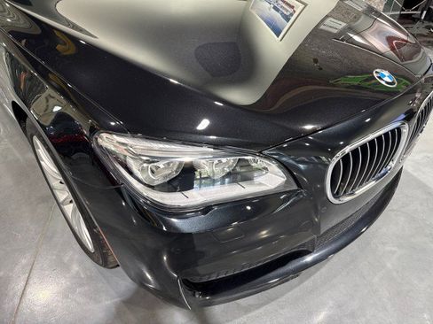 Used 2014 BMW 750i RWD image 32