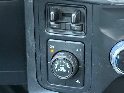 Used 2022 Ford F150 XLT w/ Equipment Group 302A High AWD/4WD image 25