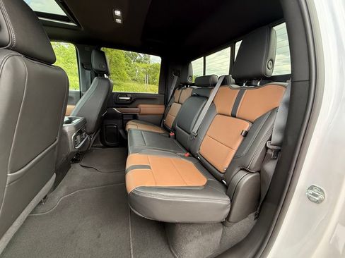 Used 2021 Chevrolet Silverado 3500 High Country w/ Z71 Off-Road Package AWD/4WD image 35