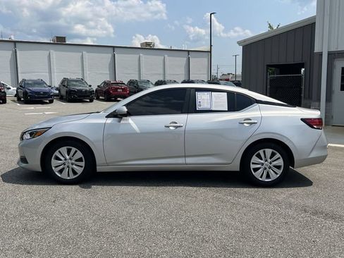 Used 2023 Nissan Sentra S FWD image 10