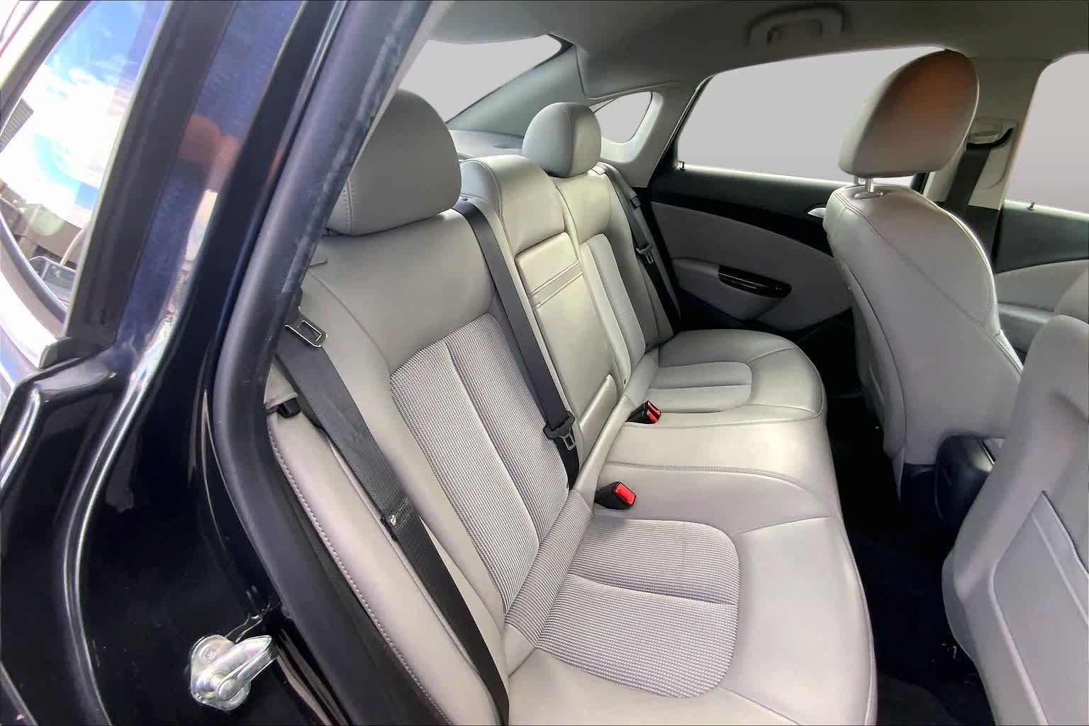 Used 2014 Buick Verano Convenience FWD image 19