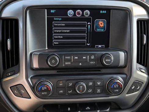 Used 2014 Chevrolet Silverado 1500 LTZ AWD/4WD image 18