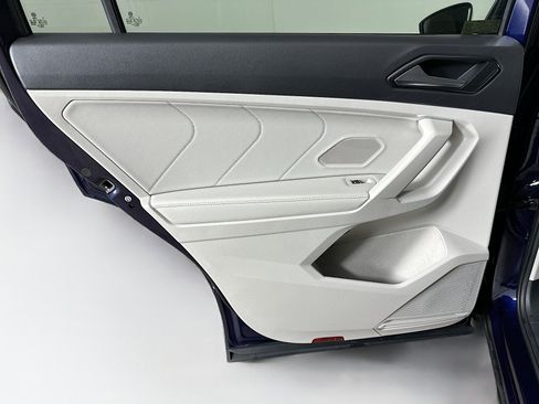 Used 2023 Volkswagen Tiguan SE image 26