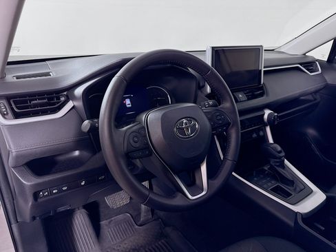 Certified 2023 Toyota RAV4 XLE w/ Convenience Package AWD/4WD image 9
