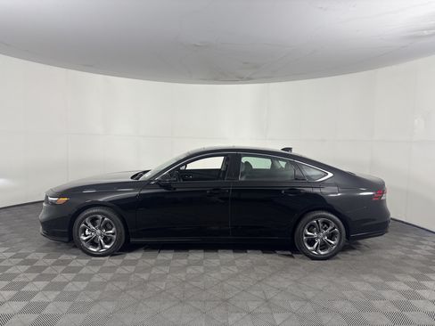 Certified 2024 Honda Accord EX-L image 7