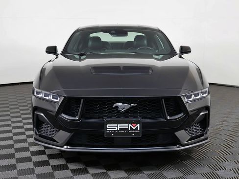 Used 2024 Ford Mustang GT Premium RWD image 4