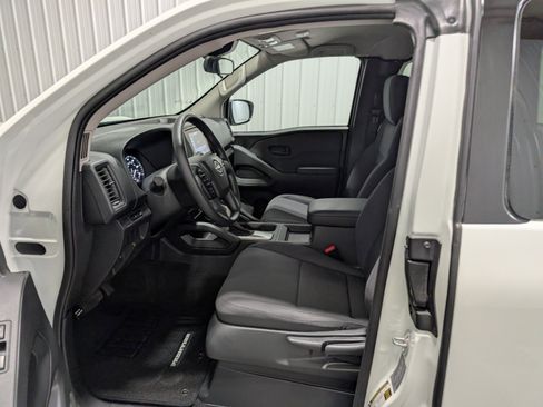 Used 2024 Nissan Frontier S w/ Technology Package image 12