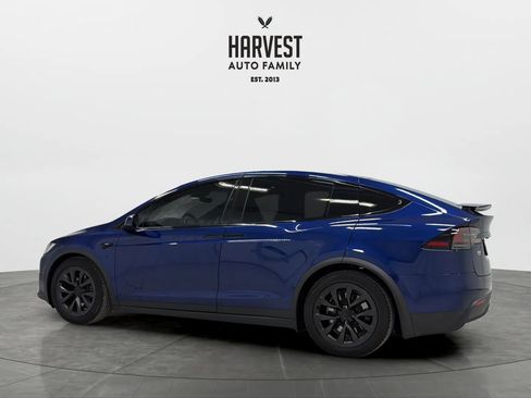 Used 2024 Tesla Model X AWD/4WD image 3