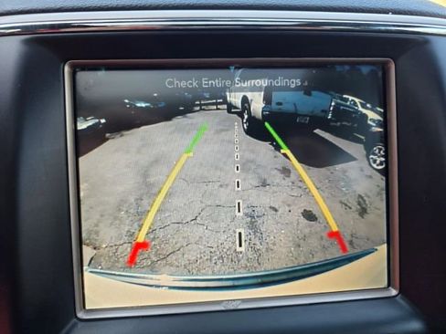 Used 2017 Jeep Grand Cherokee Limited image 17